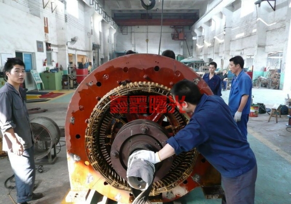 贵州YR630-8开启式高压电机维修现场